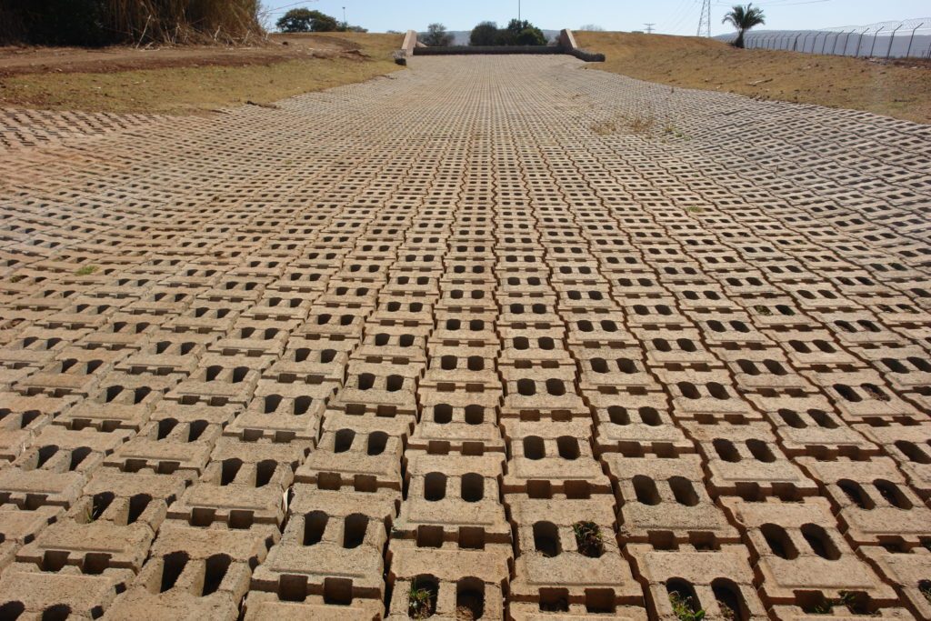 Erosion Control Concrete Blocks Supplier. Permeable Paving Blocks ...
